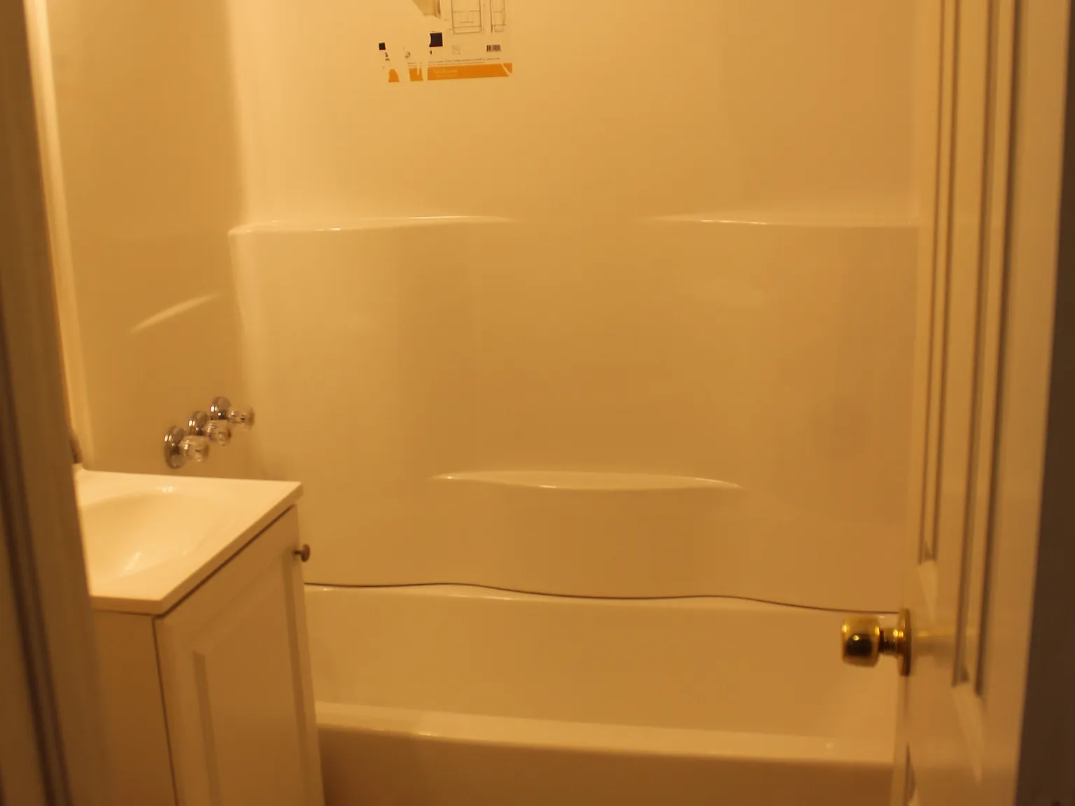 3 bed, 1032 sqft, $1,450 — Photo 2