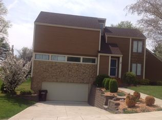 2 Honeytree Ln, Highland Heights, KY 41076