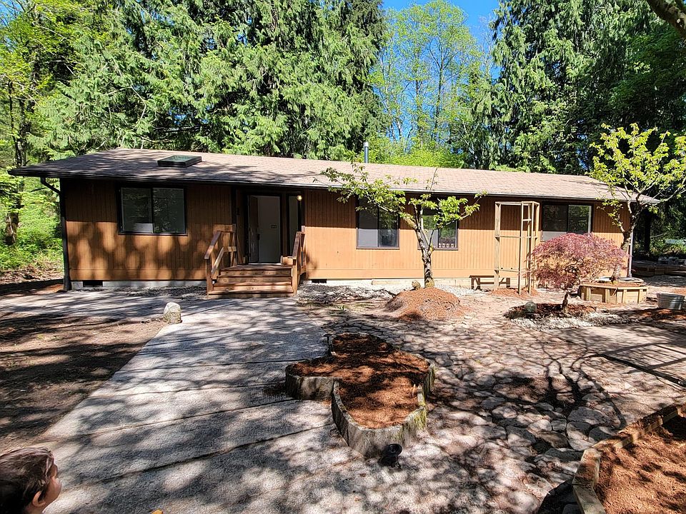 1st image of 8405 272nd Avenue Ct E