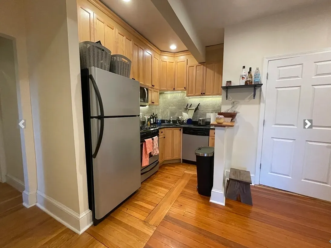4 bed, 1200 sqft, $4,700 — Photo 3