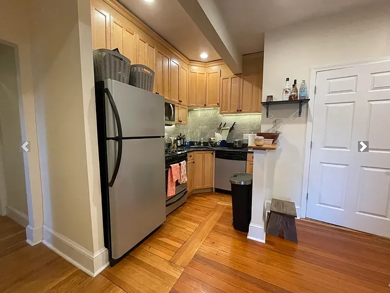191 Winthrop Rd #2A — Photo 3