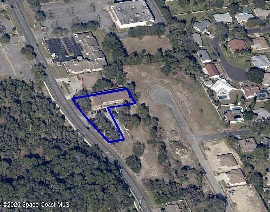 5th image of 2755 Barna Ave