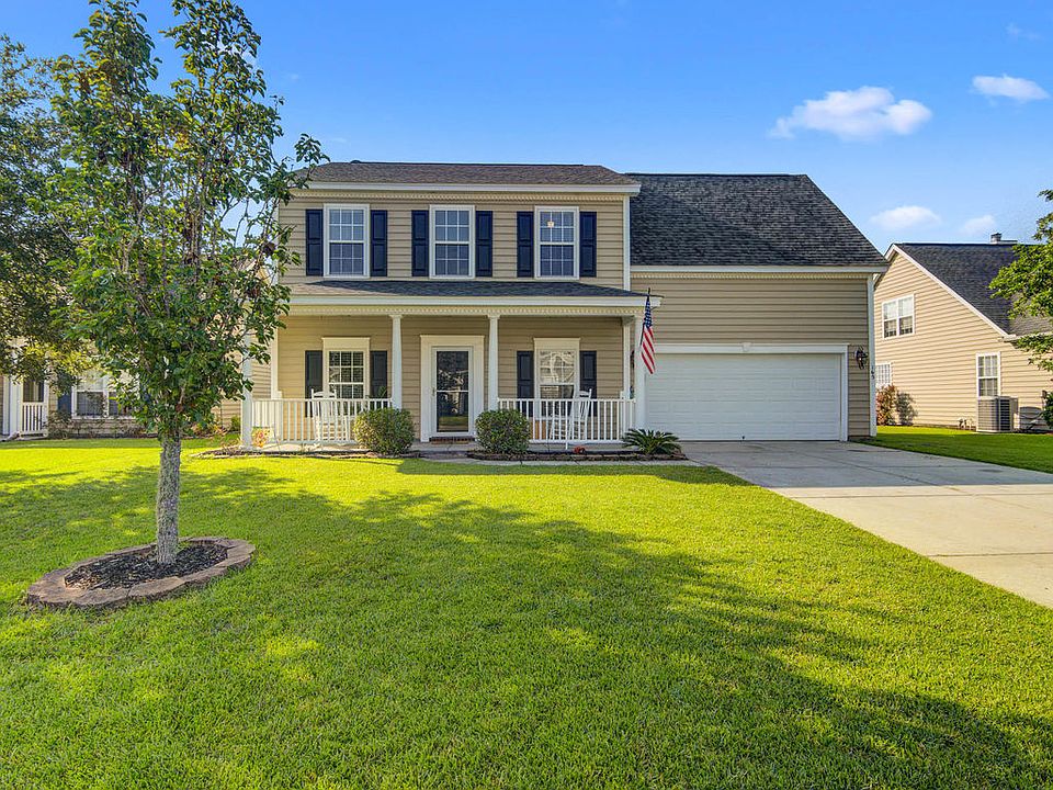 1st image of 165 Carolinian Dr