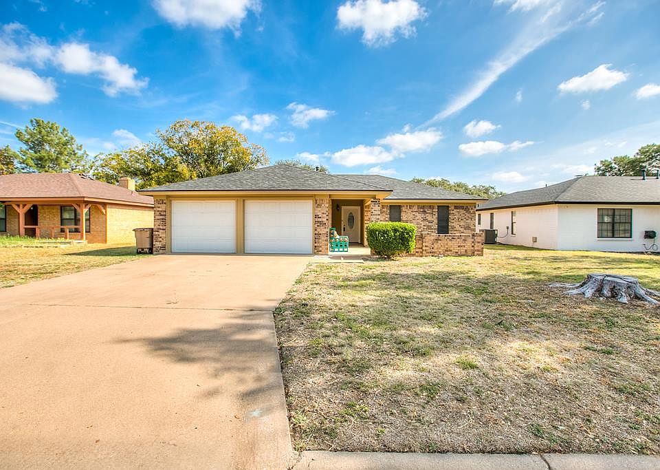 1st image of 1204 Gregory Dr