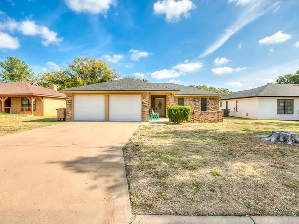 1204 Gregory Dr, San Angelo, TX 76905