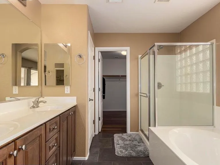14586 W Mauna Loa Ln — Photo 13