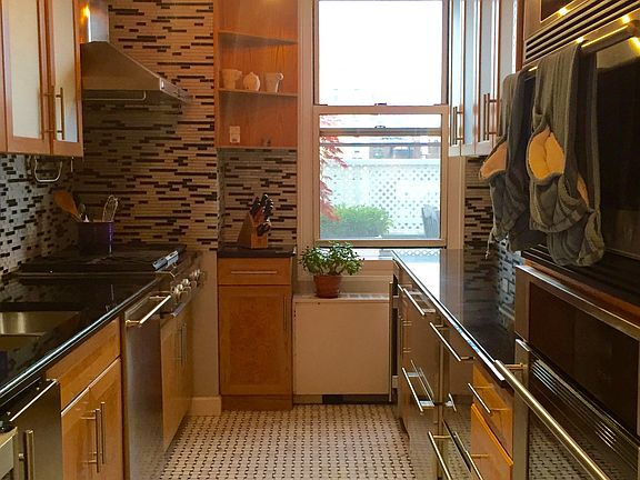 2nd image of 500 E 83rd St APT 16G