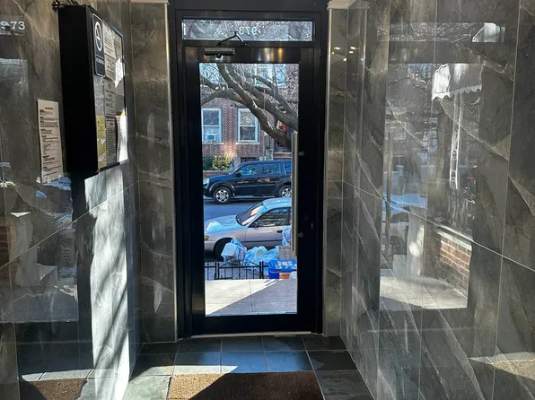 973 Montgomery Street image 8 of 16