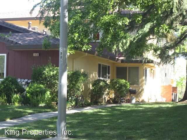 2nd image of 2836 Bidwell St APT 3