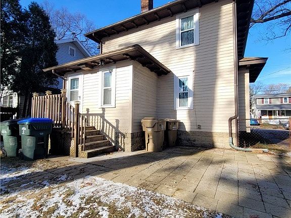 4th image of 1349 Forest Glen Dr