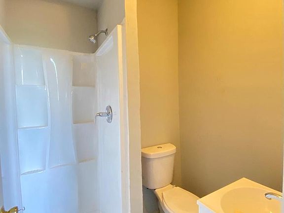 4th image of 120 E Cumberland St #2A