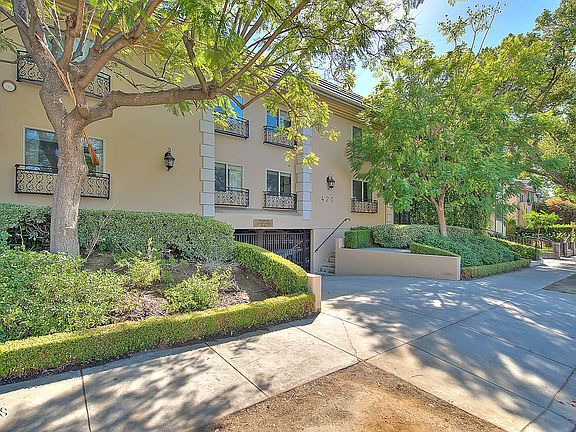 2nd image of 420 S Oak Knoll Ave APT 11