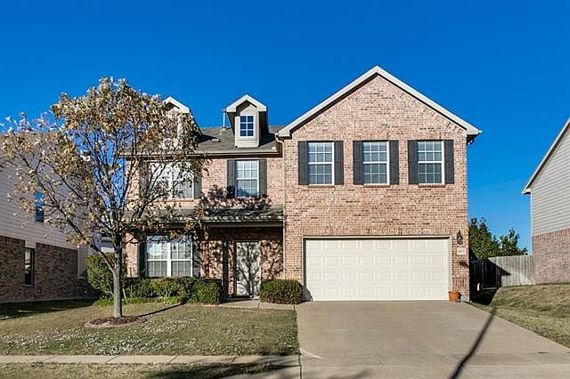 1st image of 4417 Padre Ct