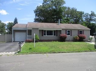 111 Avenue C, West Babylon, NY 11704