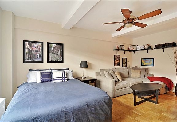 3rd image of 140 E 40th St APT 2C