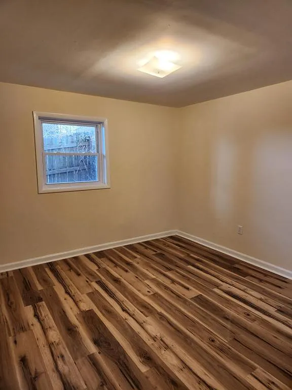 1337 Pine Avenue — Photo 2