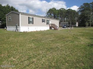107 Paradise Lane, Newport, NC 28570
