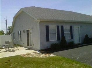 19 N Schooner Pt, Port Clinton, OH 43452