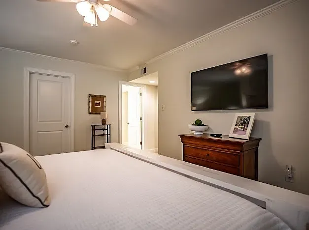 2100 Old Taylor Rd #116 — Photo 9