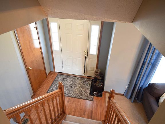 5th image of 1050 Oxford Dr N