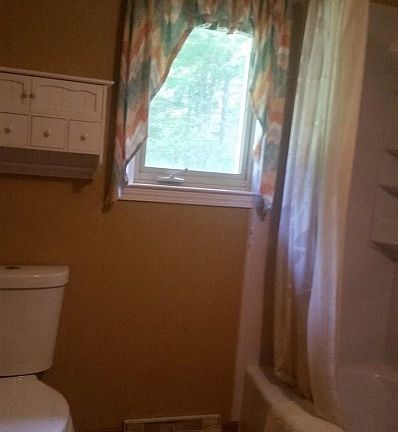 5th image of 12037 Oakridge Ln