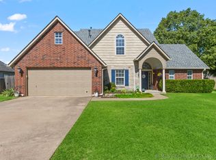 11514 S Locust Ave, Jenks, OK 74037