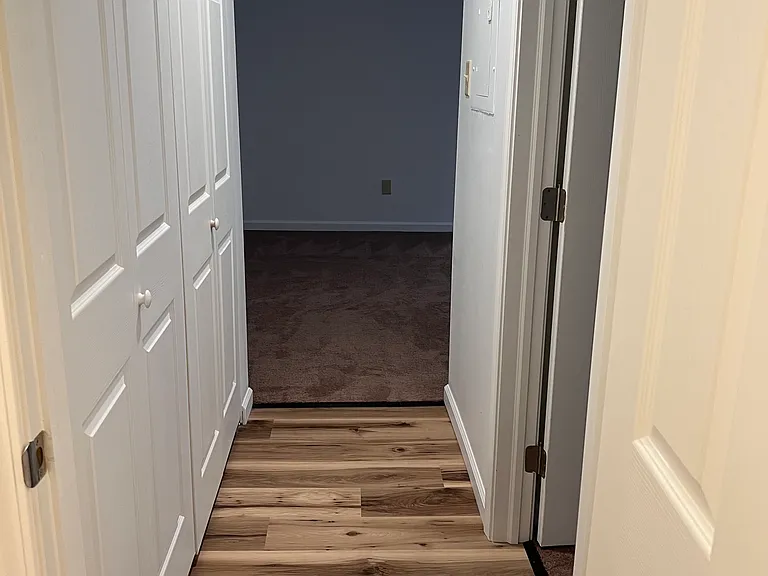 831 Sleepy Hollow Rd — Photo 6