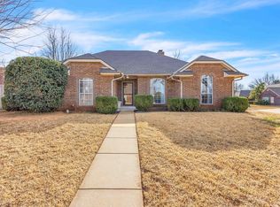 2616 Ricks Ct, Edmond, OK 73012