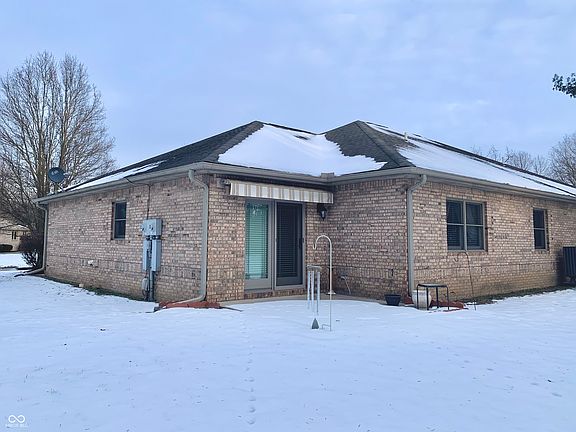 4th image of 713 S Stoney Brook Dr