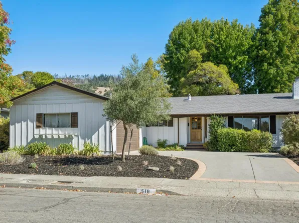 516 Oak Lake Avenue, Santa Rosa, CA 95409