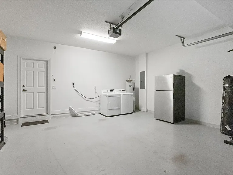 417 SW 8th St #417 — Photo 29