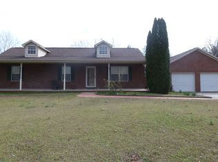 918 J C Mauldin Hwy, Killen, AL 35645