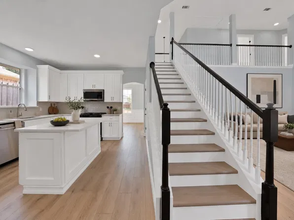 1225 Donegal Ln, Garland, TX 75044