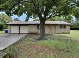 802 Cardinal Rd, Mansfield, TX 76063