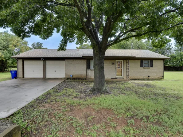 802 Cardinal Rd, Mansfield, TX 76063