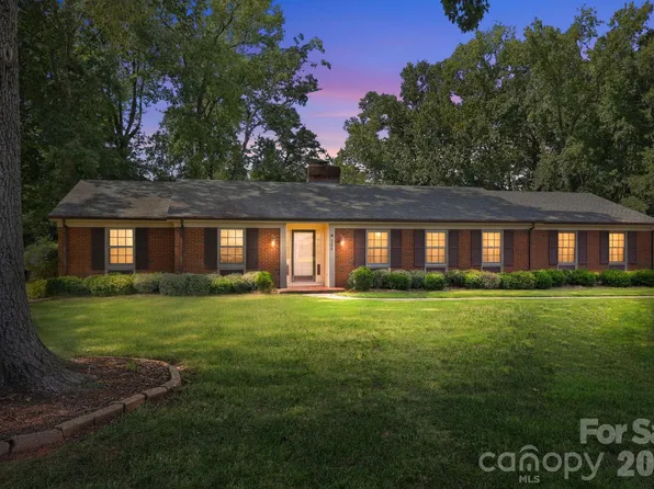 104 Spruce Dr, Salisbury, NC 28147