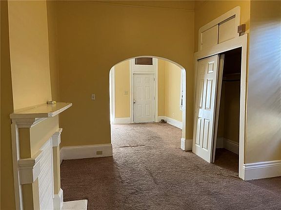 3rd image of 1723 New Orleans St