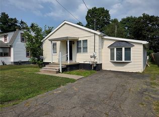 975 Sebring Ave, Elmira, NY 14904