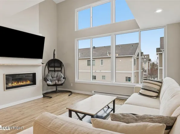 2101 W 29th Ave Unit 22, Anchorage, AK 99517