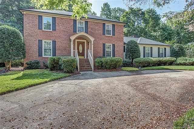 1st image of 3320 Lincoln Ln