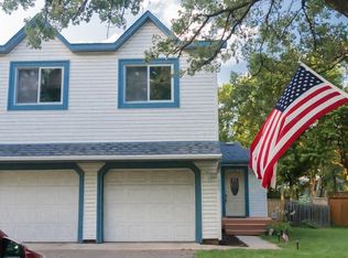 1901 105th Ln NW, Coon Rapids, MN 55433