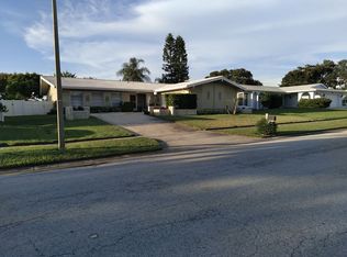 14423 Neptune Rd, Seminole, FL 33776