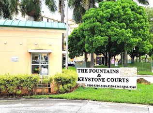 9310 Fontainebleau Blvd APT 402, Miami, FL 33172