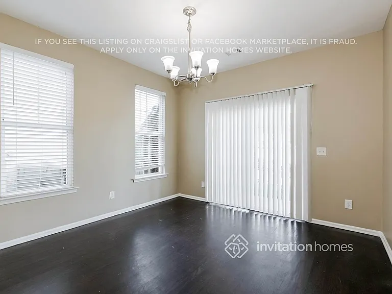 4317 Ben Hill Rd — Photo 6