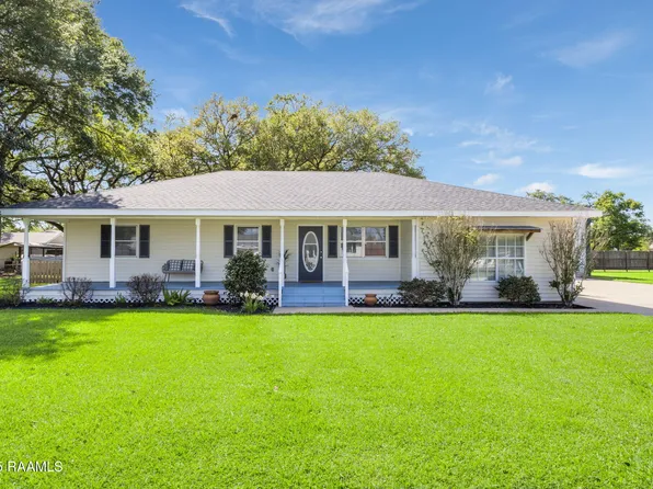 135 Melbry Rd, Lafayette, LA 70508