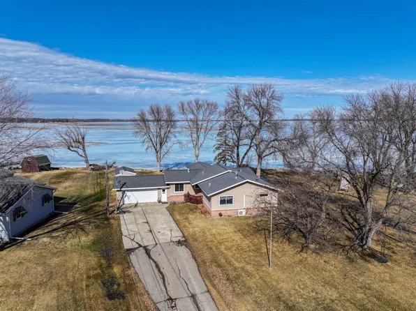 208 King St W, Osakis, MN 56360