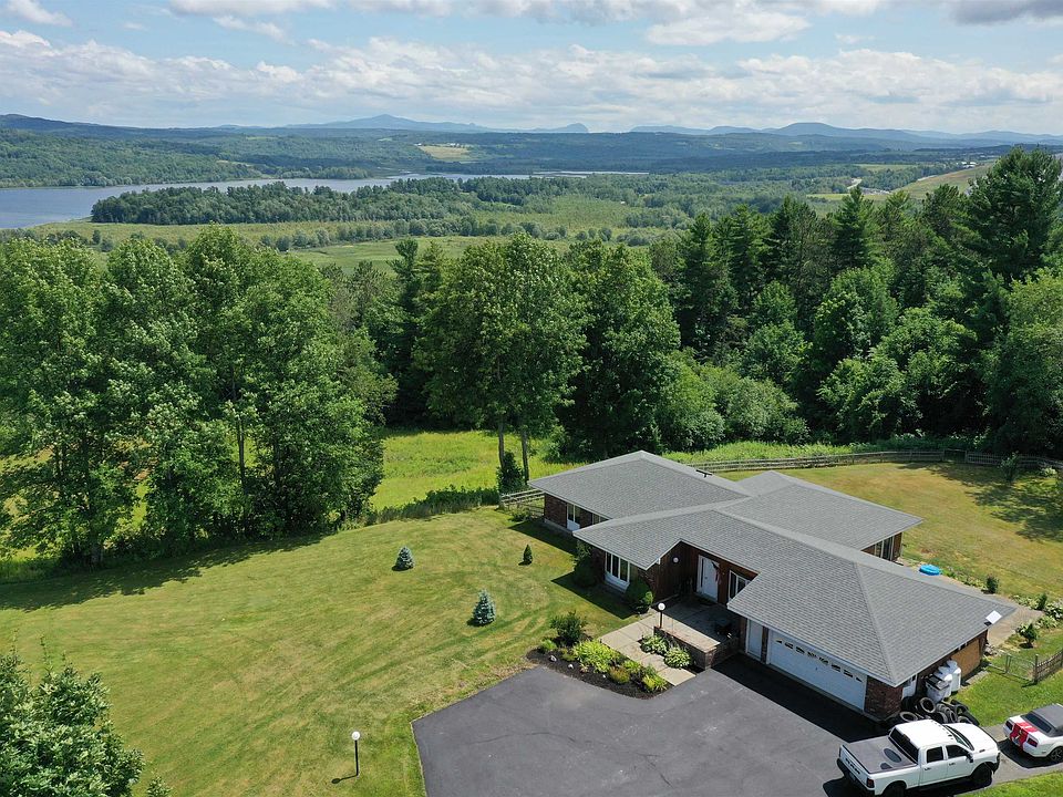 1st image of 537 Memphremagog Views