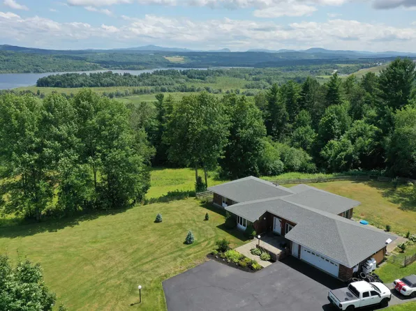 537 Memphremagog Views, Newport City, VT 05855