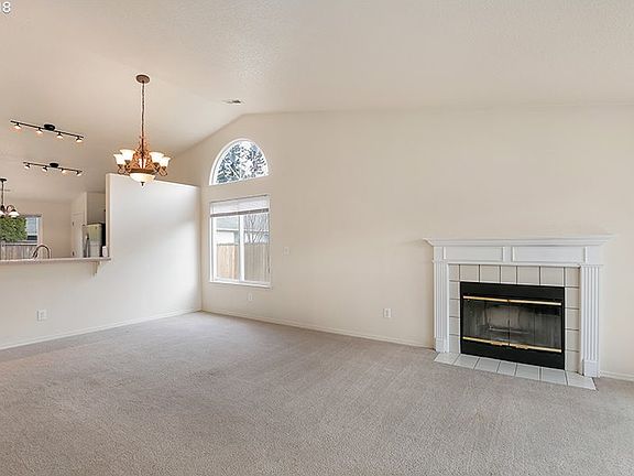 4th image of 4410 NE 105th St