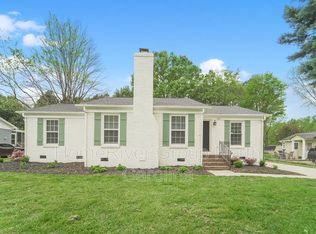 7601 Farm Gate Dr, Charlotte, NC 28215